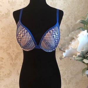 Victoria’s Secret push-up bra